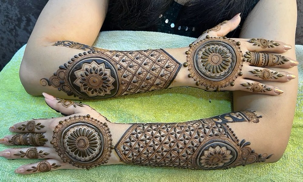 Mehandi Artist